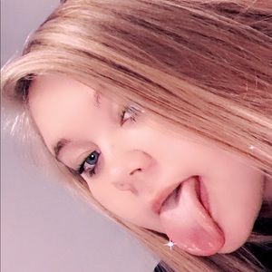 Meet your Posher, Brenda